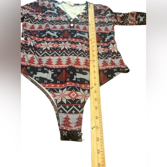 Nanamacs Holiday Bodysuit Size Large Black Red Gray Long Sleeve Henley Stretch - Picture 10 of 11